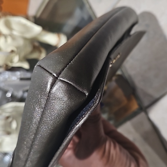 COACH Ashley Wristlet EUC - Picture 7 of 11